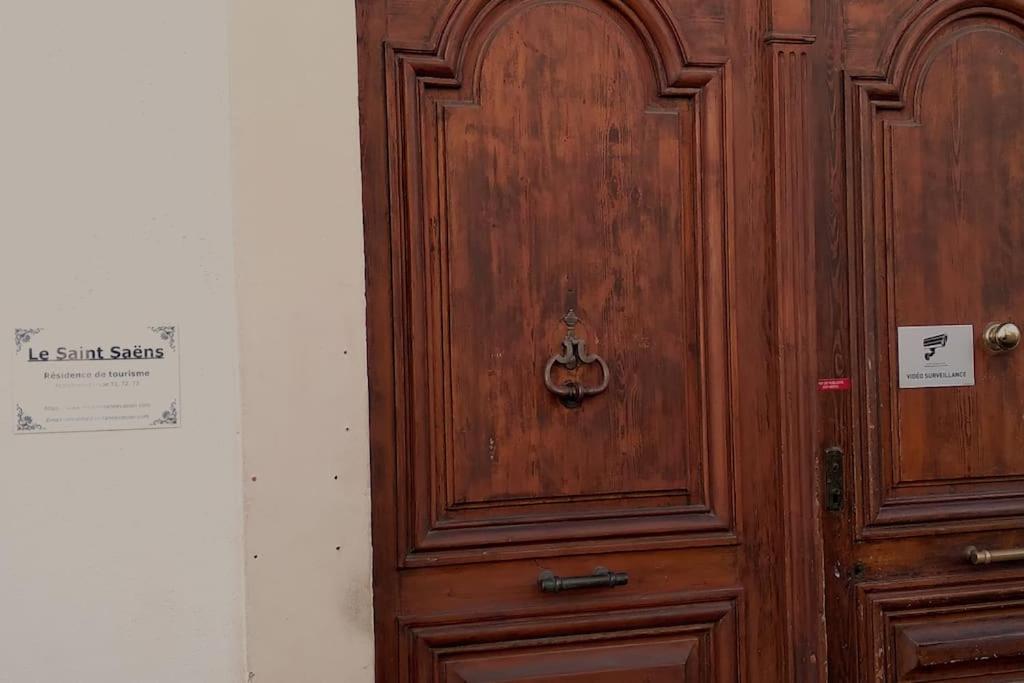 Apartment Cote Cour: Charming 3-star In *