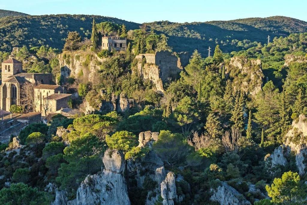 Apartment Cote Cour: Charming 3-star In Beziers