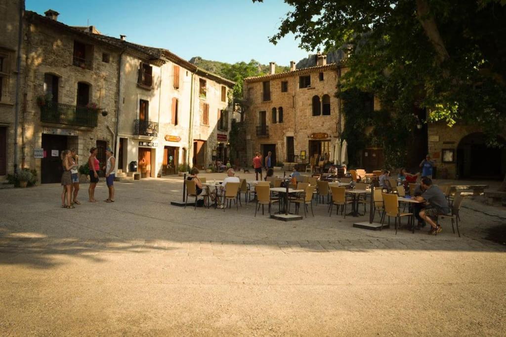 Cote Cour: Charming 3-star In *